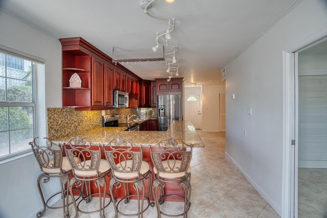 131 Harbor Drive, Plantation Key, FL 33070