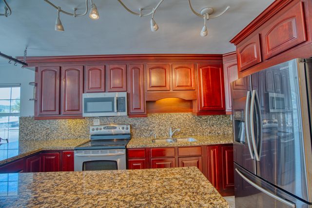 131 Harbor Drive, Plantation Key, FL 33070