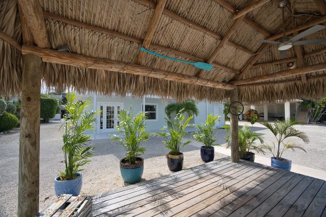 131 Harbor Drive, Plantation Key, FL 33070