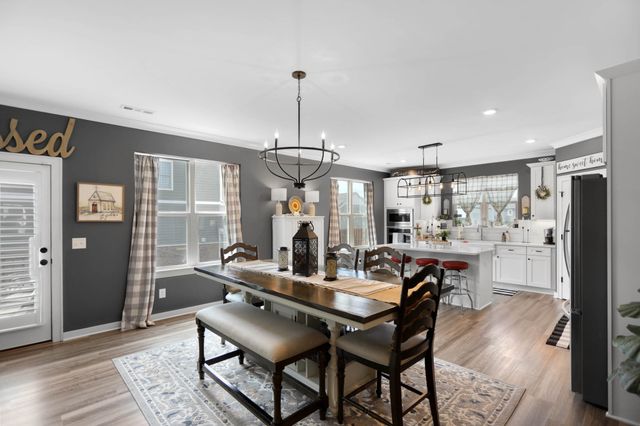 2136 Neill Ln, Cross Plains, TN 37049