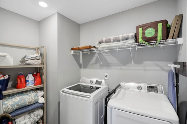 2136 Neill Ln, Cross Plains, TN 37049