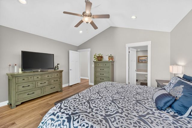 7872 S FARM HOUSE LN, Midvale, UT 84047