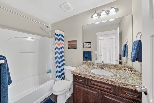 7872 S FARM HOUSE LN, Midvale, UT 84047