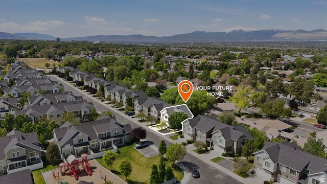 7872 S FARM HOUSE LN, Midvale, UT 84047