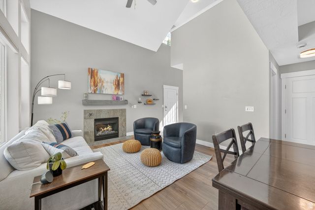 7872 S FARM HOUSE LN, Midvale, UT 84047