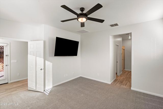 4155 W ACORN VALLEY Trail, New River, AZ 85087