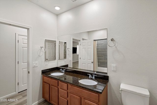 4155 W ACORN VALLEY Trail, New River, AZ 85087