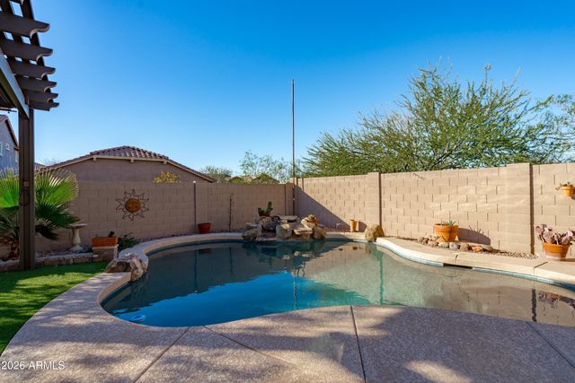 4155 W ACORN VALLEY Trail, New River, AZ 85087