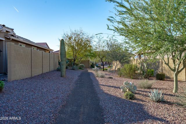 4155 W ACORN VALLEY Trail, New River, AZ 85087