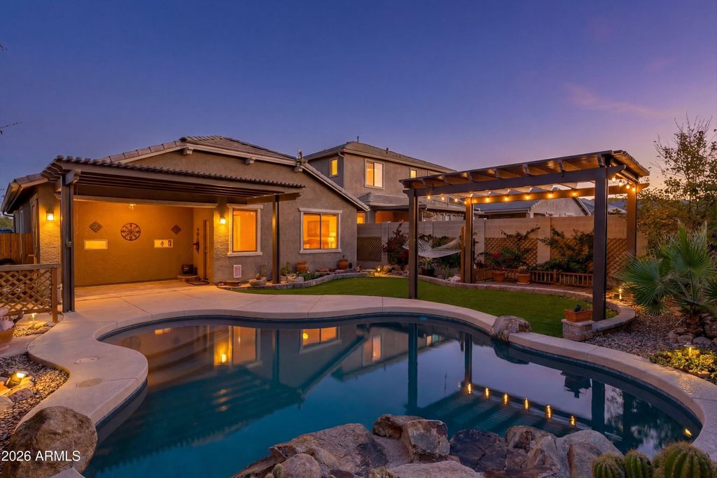 4155 W ACORN VALLEY Trail, New River, AZ 85087