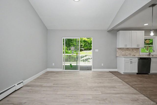 19 Englewood Terrace, Mahopac, NY 10541