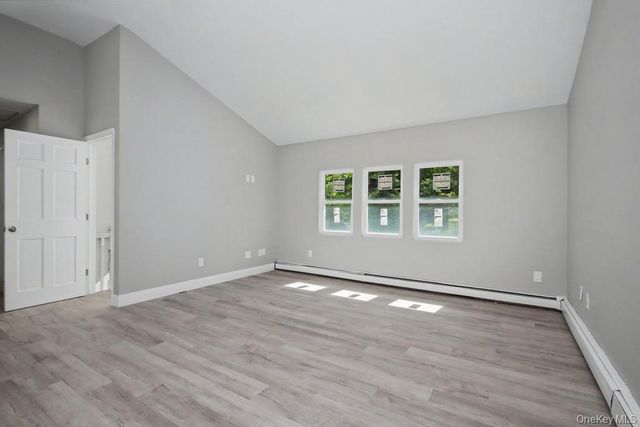 19 Englewood Terrace, Mahopac, NY 10541
