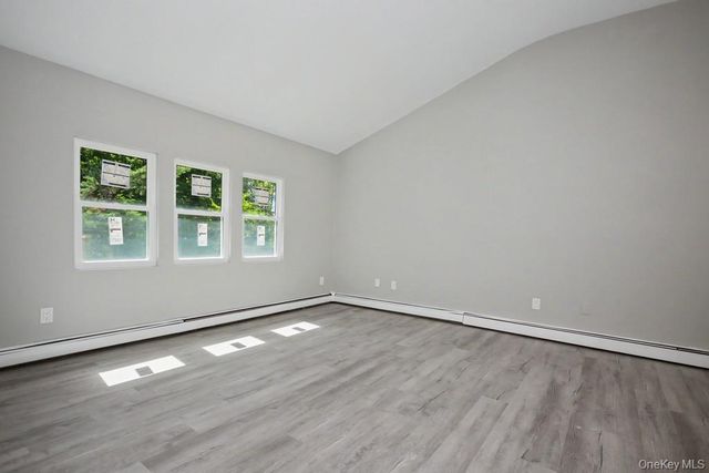 19 Englewood Terrace, Mahopac, NY 10541