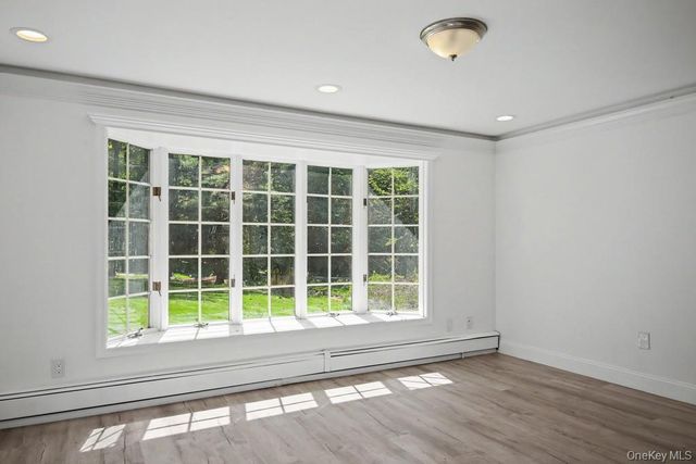 19 Englewood Terrace, Mahopac, NY 10541