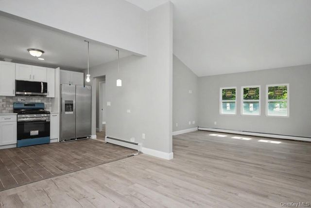 19 Englewood Terrace, Mahopac, NY 10541