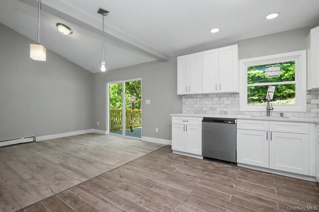 19 Englewood Terrace, Mahopac, NY 10541