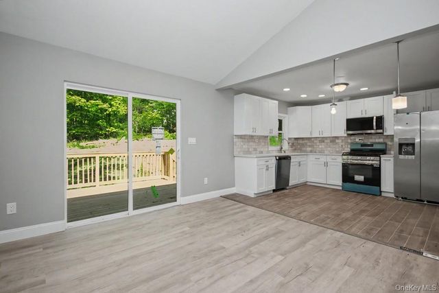 19 Englewood Terrace, Mahopac, NY 10541