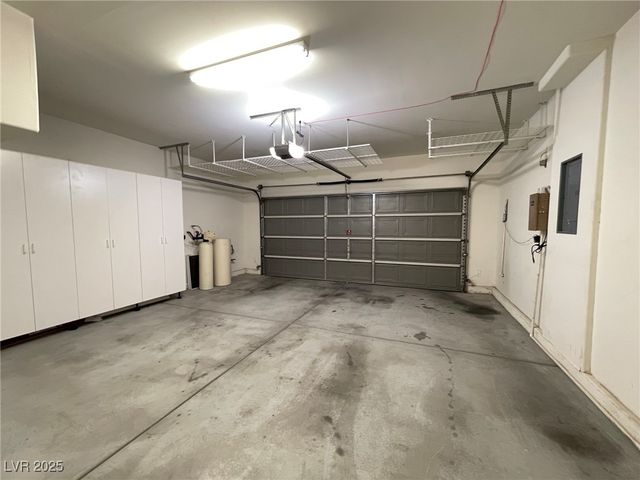 6636 Sand Swallow Street, North Las Vegas, NV 89084