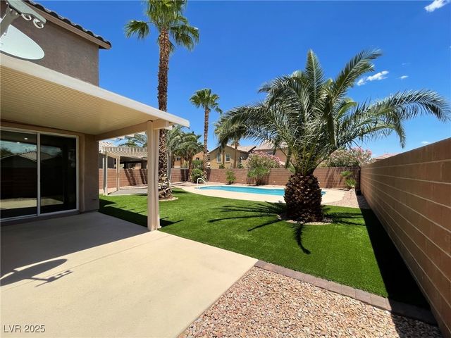 6636 Sand Swallow Street, North Las Vegas, NV 89084
