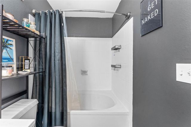 4759 Via Palm Lks 312, West Palm Beach, FL 33417