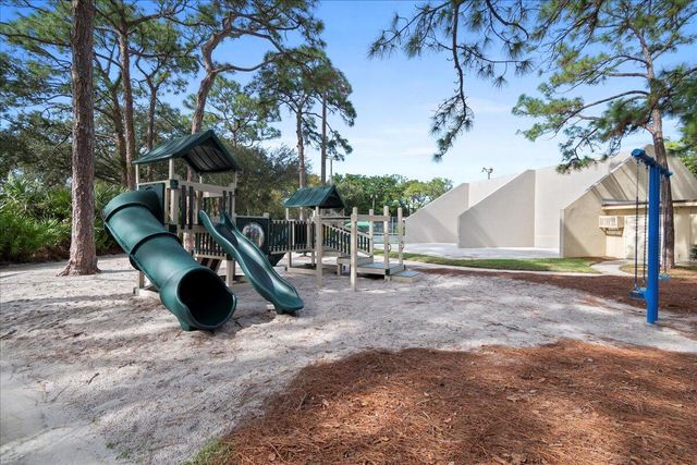 1124 11th Terrace, Palm Beach Gardens, FL 33418