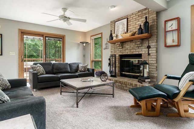 11307 RIDGECREST Drive, Roscoe, IL 61073