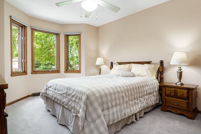 11307 RIDGECREST Drive, Roscoe, IL 61073