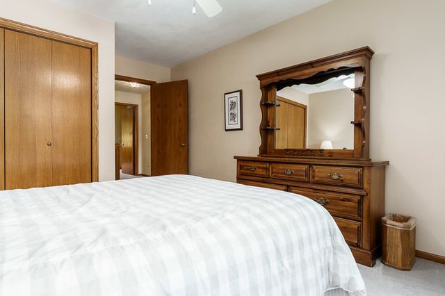 11307 RIDGECREST Drive, Roscoe, IL 61073
