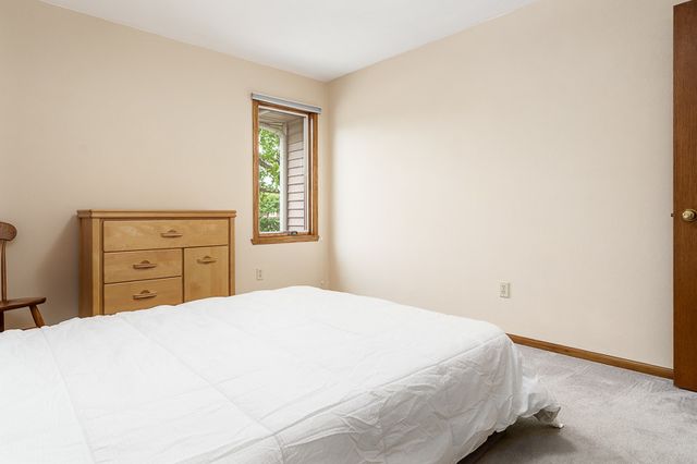 11307 RIDGECREST Drive, Roscoe, IL 61073