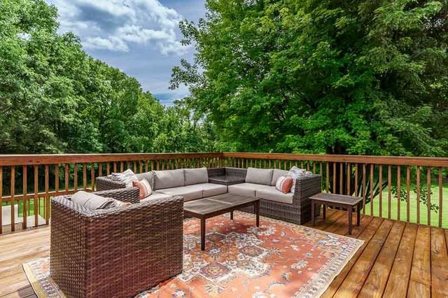 11307 RIDGECREST Drive, Roscoe, IL 61073