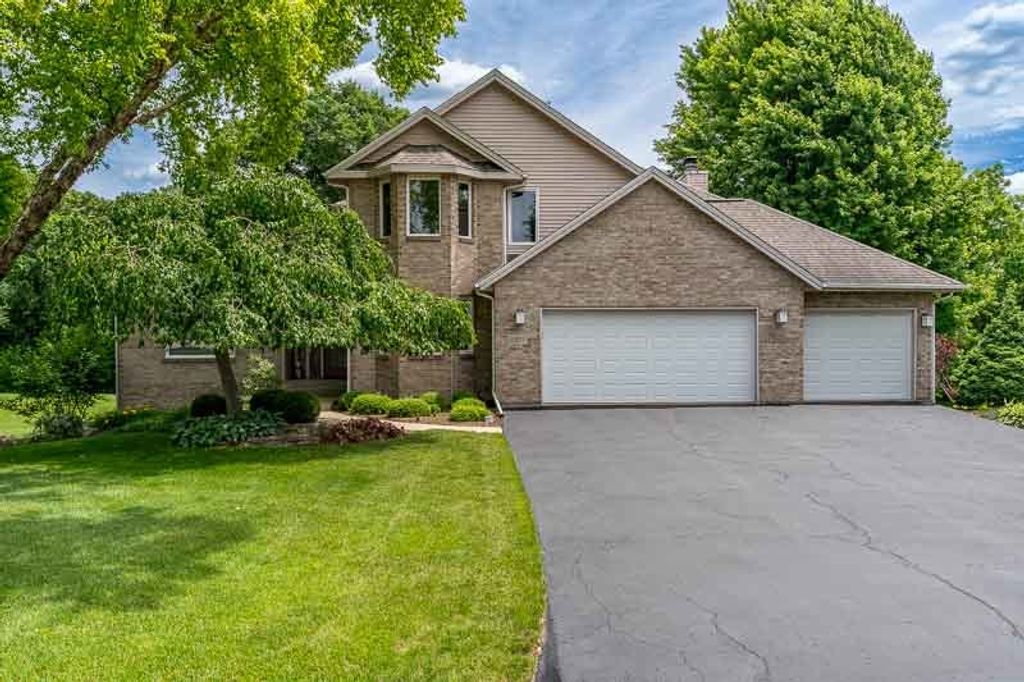 11307 RIDGECREST Drive, Roscoe, IL 61073