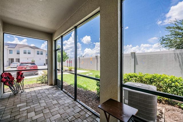 19153 ELSIMONT ISLE, Lutz, FL 33558