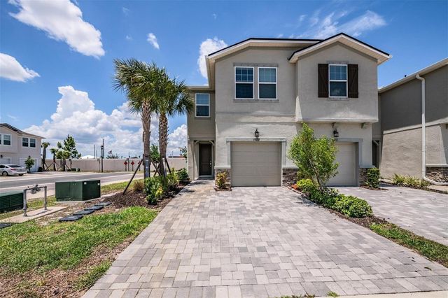 19153 ELSIMONT ISLE, Lutz, FL 33558