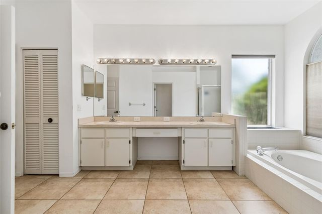 5488 OAKRIDGE DRIVE, Palm Harbor, FL 34685