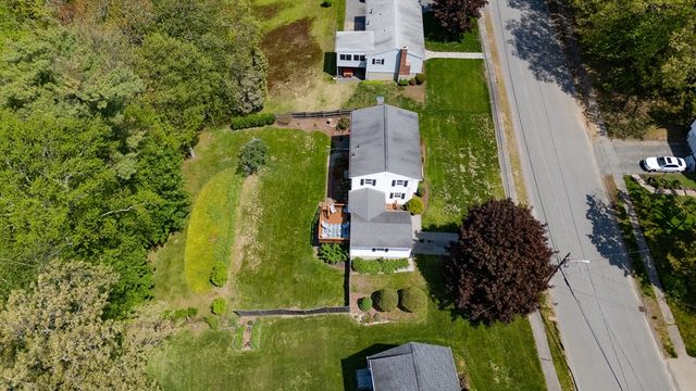16 Laurel, Hudson, MA 01749