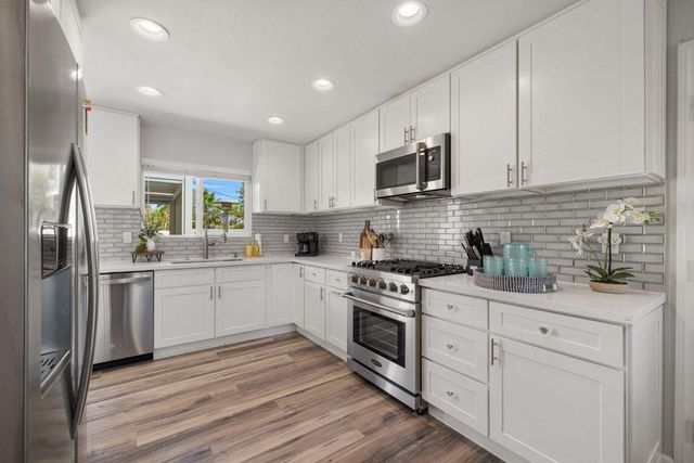 73758 De Anza Way, Palm Desert, CA 92211