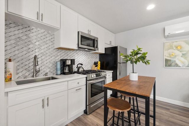 73758 De Anza Way, Palm Desert, CA 92211