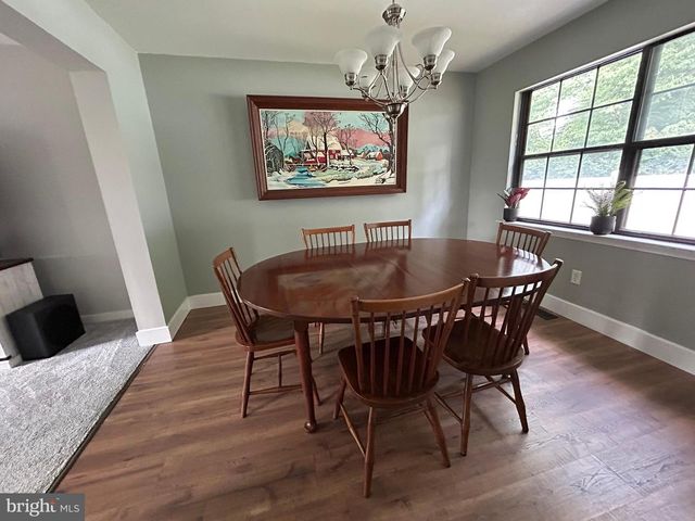 21 MATTHEW DR, Reading, PA 19608