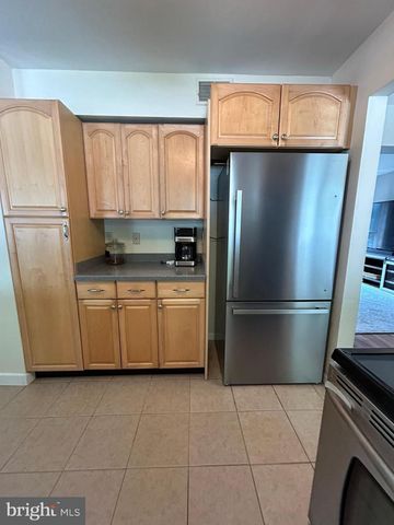 21 MATTHEW DR, Reading, PA 19608