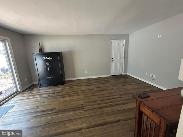 21 MATTHEW DR, Reading, PA 19608