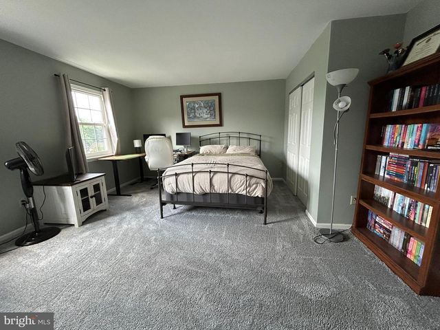 21 MATTHEW DR, Reading, PA 19608
