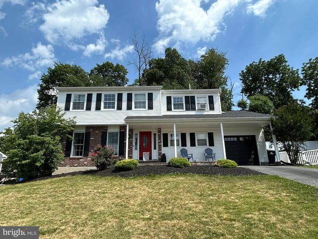 21 MATTHEW DR, Reading, PA 19608