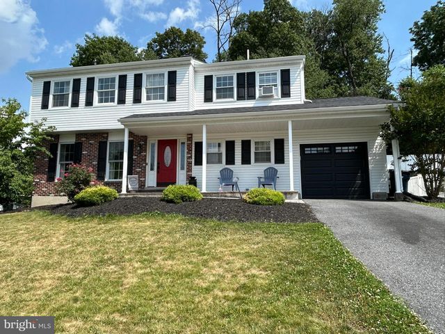 21 MATTHEW DR, Reading, PA 19608