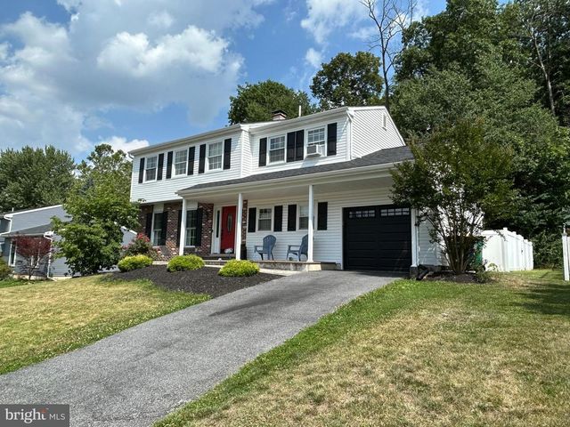 21 MATTHEW DR, Reading, PA 19608