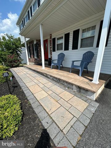 21 MATTHEW DR, Reading, PA 19608