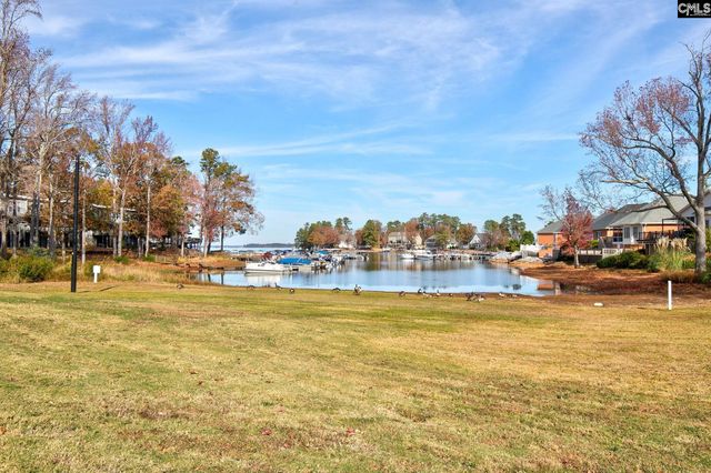 301 Harbor Heights Drive 15C, Lexington, SC 29072