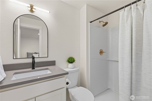 17161 SE 264th Street, Covington, WA 98042