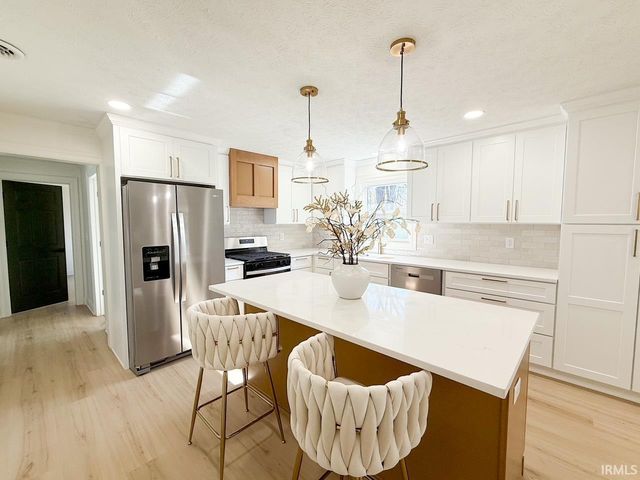 228 Breezy Lane, Kokomo, IN 46901