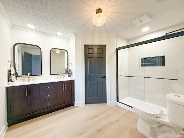 228 Breezy Lane, Kokomo, IN 46901