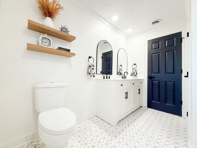 228 Breezy Lane, Kokomo, IN 46901